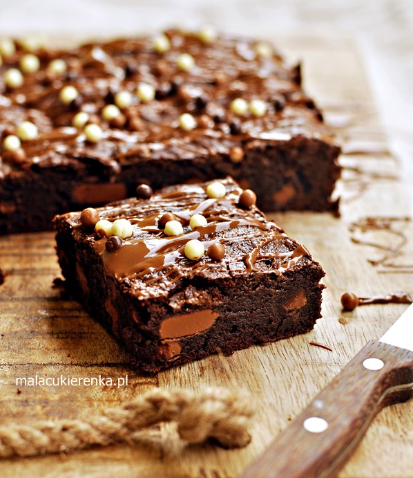 El mejor BROWNIE de chocolate con MUCHÍSIMO chocolate 2