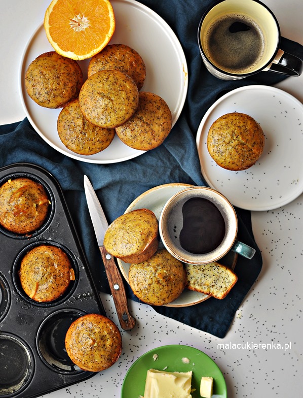 Muffins de naranja fáciles con semillas de amapola 2