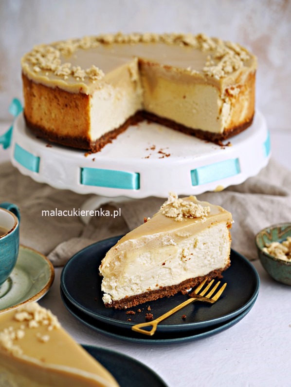 Tarta de queso y halva con glaseado de halva fácil de hacer 3